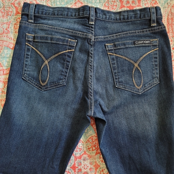 Calvin Klein Flare Jeans - Picture 4 of 7